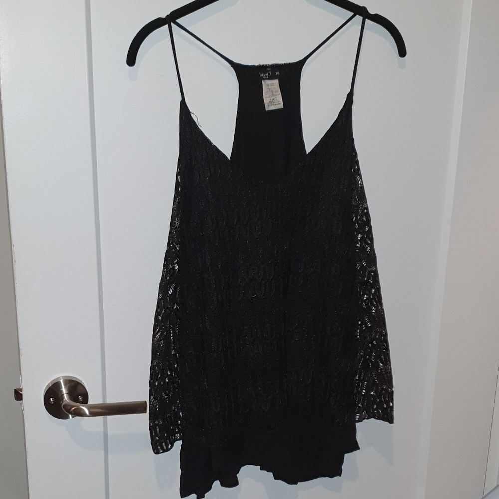 Sleeveless T shirt